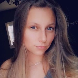 Meet your Posher, Brittney